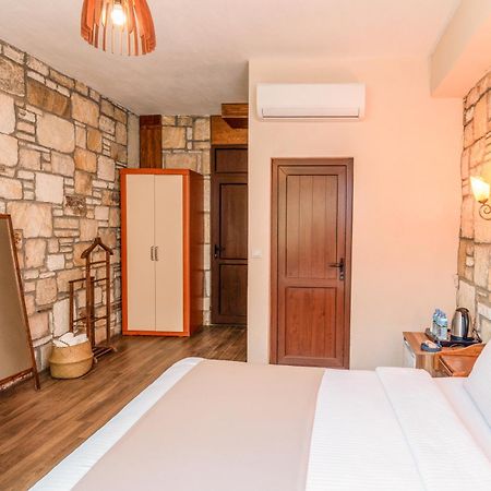 Kozbeyli Konagi Hotel Yenifoca Buitenkant foto