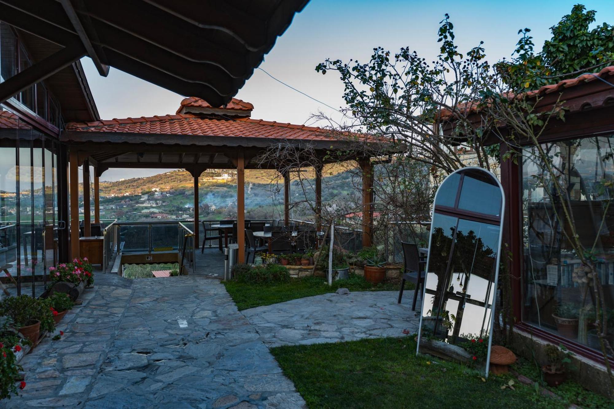 Kozbeyli Konagi Hotel Yenifoca Buitenkant foto