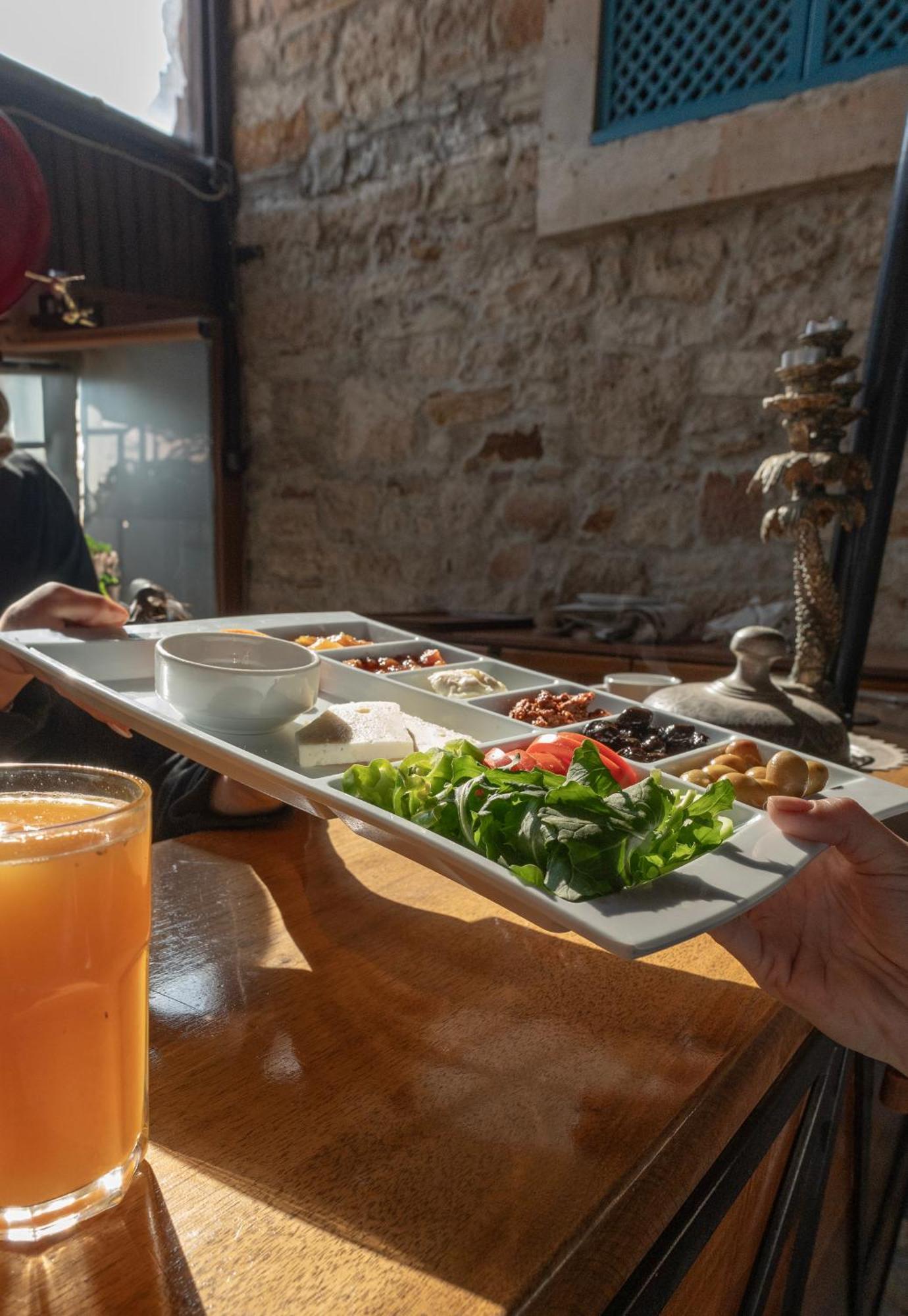 Kozbeyli Konagi Hotel Yenifoca Buitenkant foto
