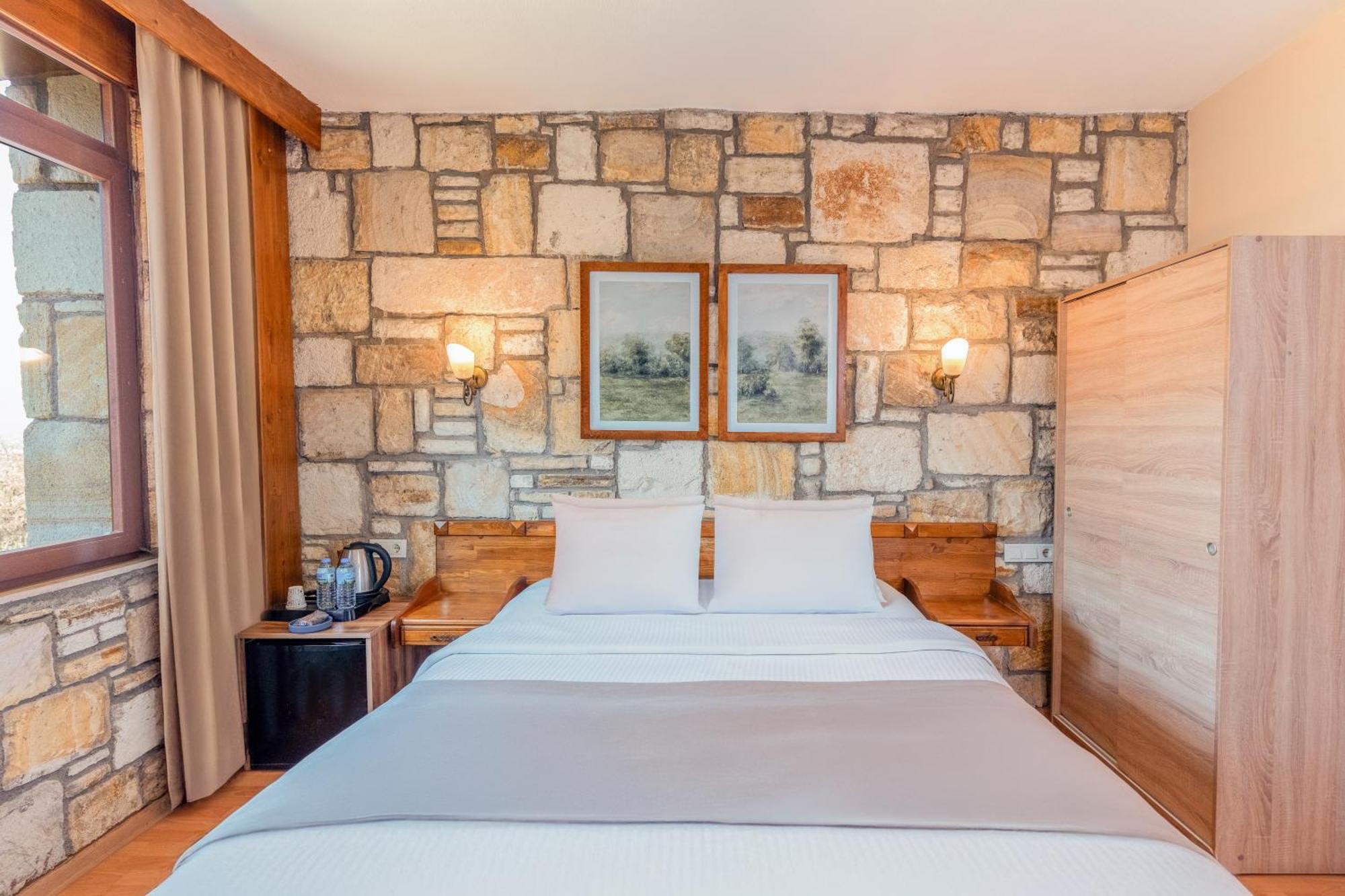 Kozbeyli Konagi Hotel Yenifoca Buitenkant foto